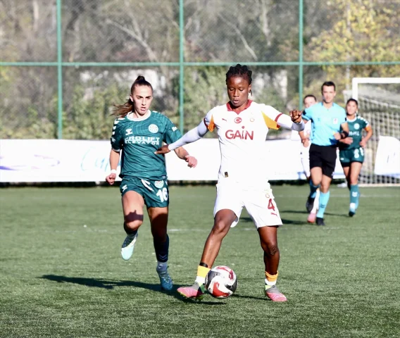 Galatasaray Gain Kadın Futbol Süper Ligi'nde Zirveyi Zorluyor
