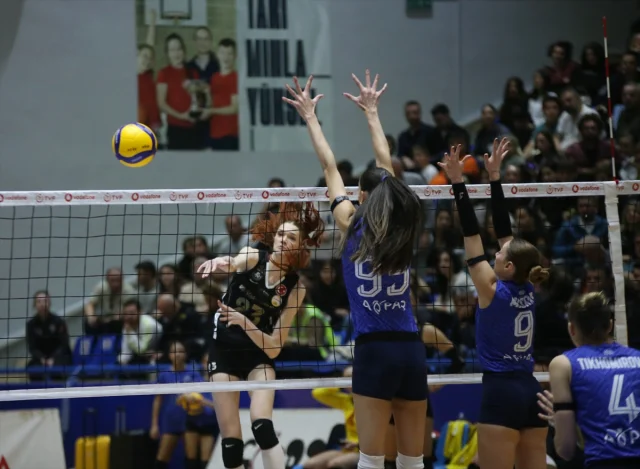 VakıfBank'ın Sultanlar Ligi'ndeki Zaferi Heyecan Yarattı