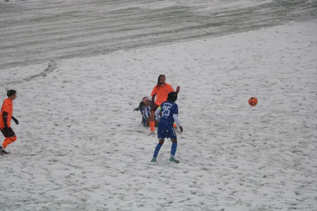 Trabzonspor Kadın Futbol Takımı Deplasmanda Zaferle Dönüyor