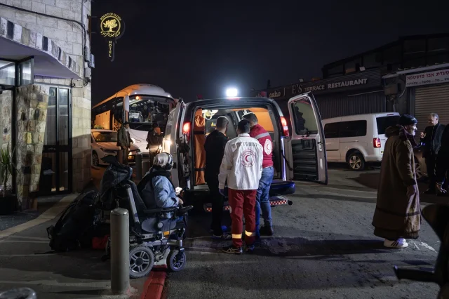 Doğu Kudüs'te Tedavileri Tamamlanan Filistinli Hastalar Gazze'ye Döndü