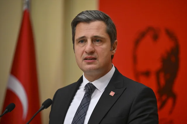 CHP'den Ekonomik Kriz Uyarısı: Borç Batağında Çırpınıyoruz