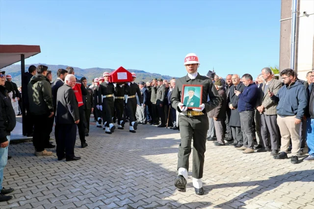 Ordu'da Kıbrıs Gazisi Mahmut Akbolat'a Duygu Dolu Veda