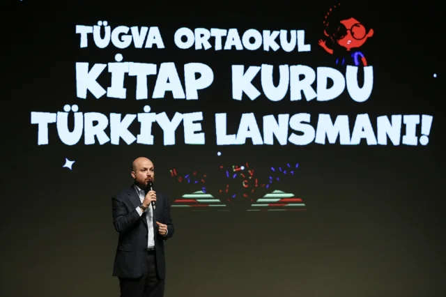Bursa'da Ortaokul Öğrencileri Kitaplarla Buluşuyor