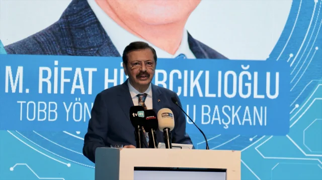 Rifat Hisarcıklıoğlu'ndan Yapay Zeka ve Yeşil Dönüşüm Vurgusu