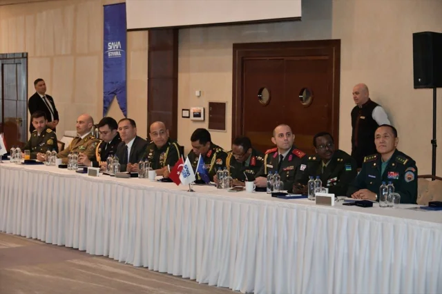 Yabancı Askeri Ataşelerin Dikkatini Çeken Randevu: SAHA İstanbul Zirvesi