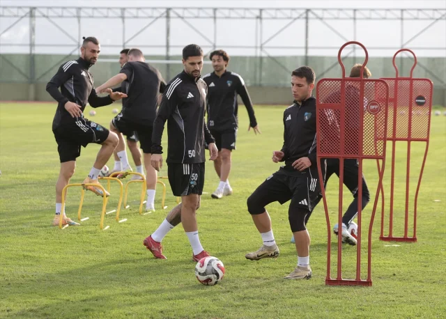 Kocaelispor'da Göztepe Maçı Öncesi Heyecan Artıyor