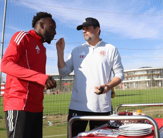 Antalyaspor Konyaspor Deplasmanında Sürpriz Peşinde