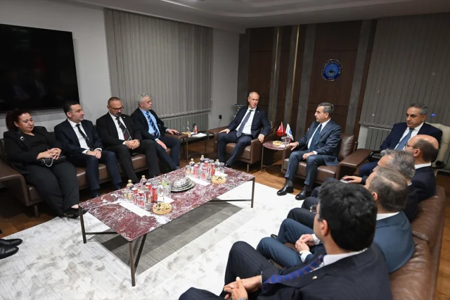 Kamu-Sen Lideri Kahveci ve KKTC'li Bakan Hasipoğlu Türk-Yunan İlişkilerinde Yeni Dönem Sinyali Verdi