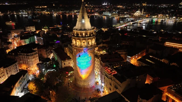 Türkiye E-Ticaret Haftası Galata Kulesi'nde Muhteşem Gösteri ile Başladı