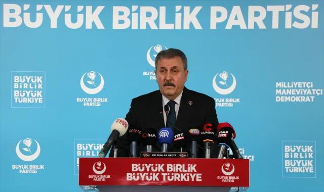 Mustafa Destici: Milliyetçi Ekonomi ile Çıkış Yolu Bulabiliriz