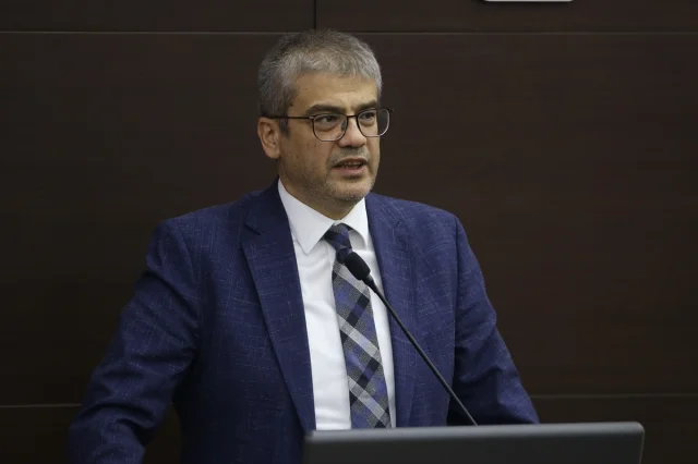 Adana'da KOBİ'lere Dijital Dönüşümün Kapıları Açılıyor