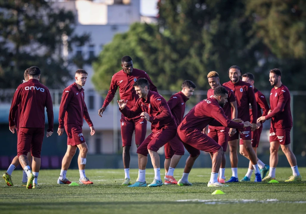 Trabzonspor Başakşehir'e Karşı Yoğun Temponun Sinyallerini Veriyor