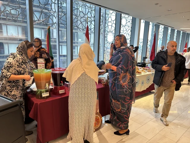 Türkevi'nde Düzenlenen Kermeste Sürpriz Kareler Göz Doldurdu