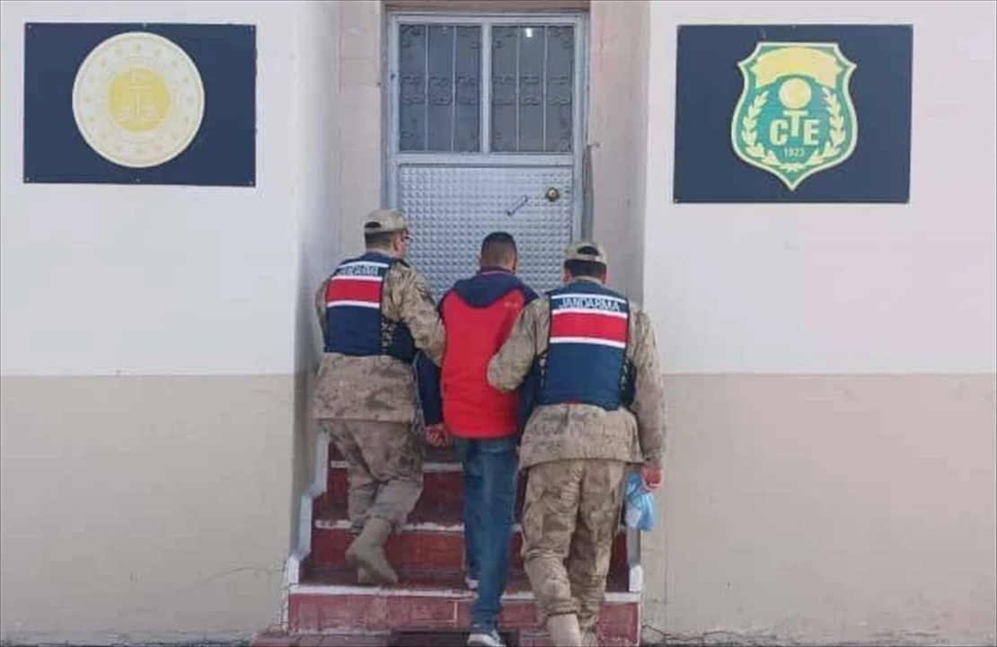 Kars'ta Şantajdan Aranan Kişiye Şok Baskın