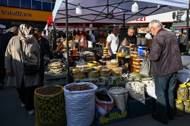 Bitlis Lezzetleri Ankara'da! Yöresel Ürünler Festivali Şehri Büyülüyor