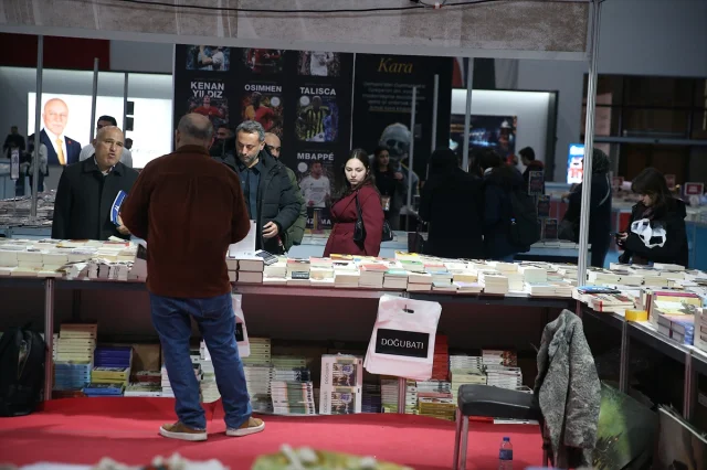 Erzurum'da Kitap Severler İçin Büyük Buluşma