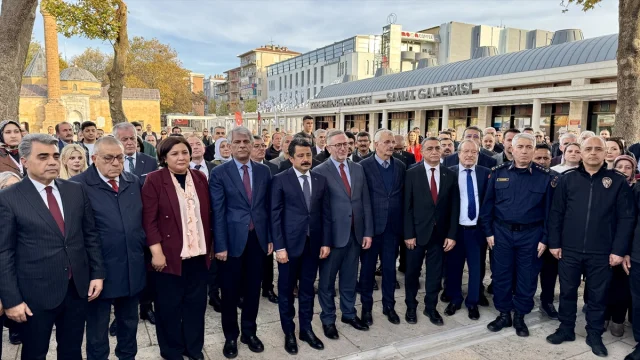 Kırşehir'de Türkçe'nin Kalbi Yeniden Atıyor: Aşık Paşa Yazma Eserleri Sergilendi