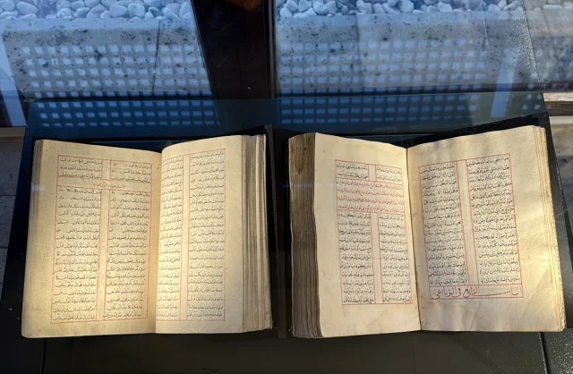 Kırşehir'de Türkçe'nin Kalbi Yeniden Atıyor: Aşık Paşa Yazma Eserleri Sergilendi