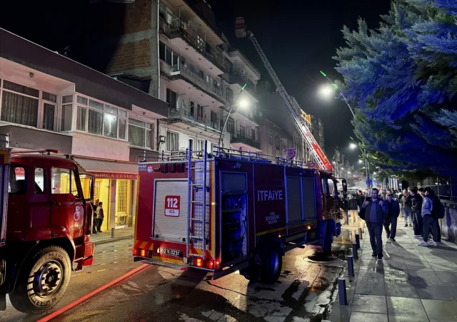 Ordu'da Çatı Yangını Paniği: 5 Kişi Hastaneye Kaldırıldı