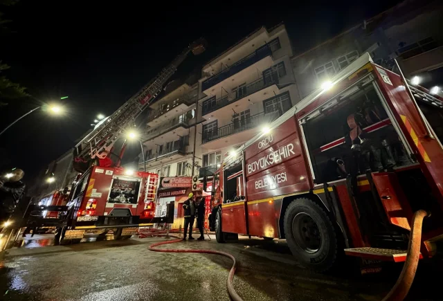 Ordu'da Çatı Yangını Paniği: 5 Kişi Hastaneye Kaldırıldı