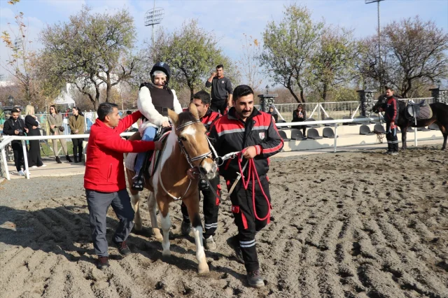 Elazığ Hipodromu'nda Başlatılan Empati Parkuru Yeni Bir Farkındalık Hareketi