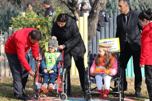 Elazığ Hipodromu'nda Başlatılan Empati Parkuru Yeni Bir Farkındalık Hareketi