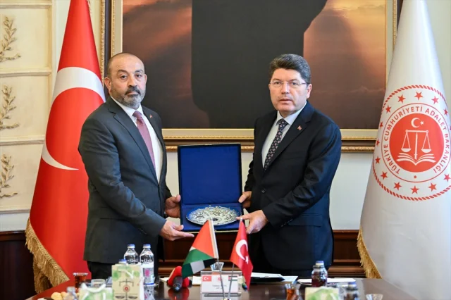 Adalet Bakanı Yılmaz Tunç, Filistin Başsavcısı Al-Khatib ile Önemli Görüşme Yaptı