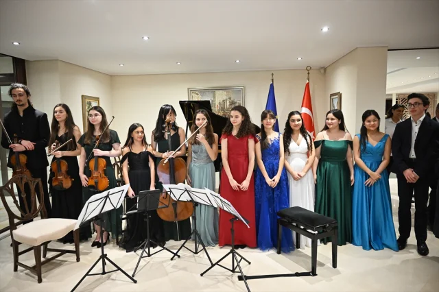 Brüksel'de genç yeteneklerin büyüleyici konseri unutulmaz anlar yaşattı