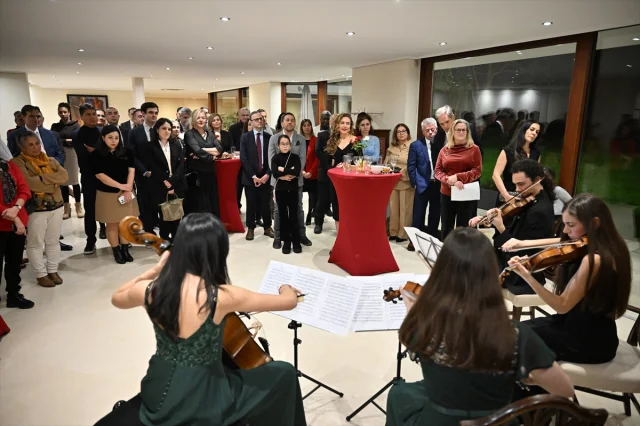 Brüksel'de genç yeteneklerin büyüleyici konseri unutulmaz anlar yaşattı