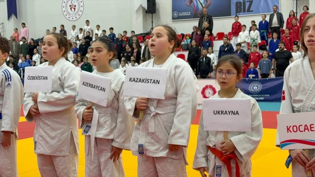 9. Uluslararası Madenci Kupası Judo Turnuvası Zonguldak'ta Başladı