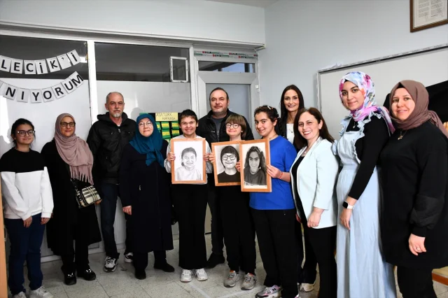 Gönüllü ressamlardan özel çocuklara ömür boyu hatıra olacak portreler