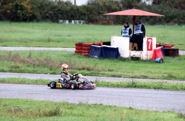 Türkiye Karting Şampiyonası'nın final heyecanı Kocaeli'de yaşanıyor
