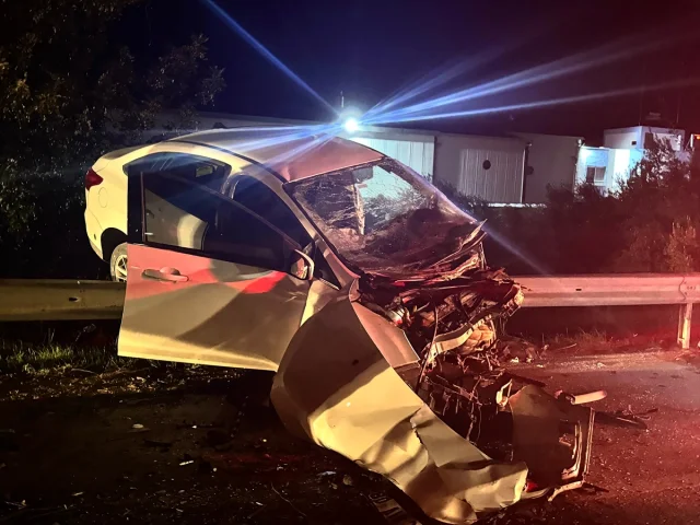 Osmaniye'de Feci Kaza: Otomobil ile Hafif Ticari Araç Çarpıştı