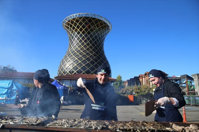 Rize Hamsi Festivali Renkli Görüntülere Sahne Oldu