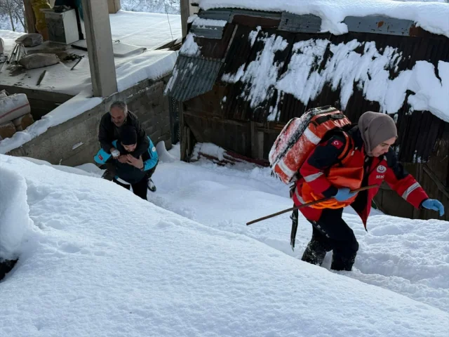 Giresun'da UMKE ekipleri zorlu koşullarda hayat kurtardı