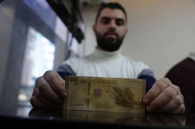 Suriye'de Yeni Banknotlar Halkın İlgisini Nasıl Çekti