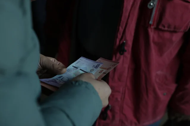 Suriye'de Yeni Banknotlar Halkın İlgisini Nasıl Çekti