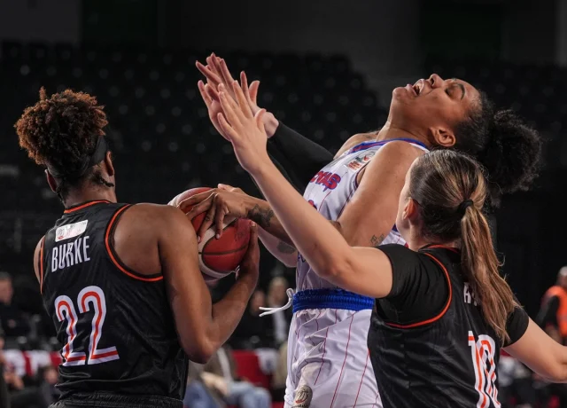 Halkbank Kadınlar Basketbol Türkiye Kupası'nda Nefes Kesen Çeyrek Final