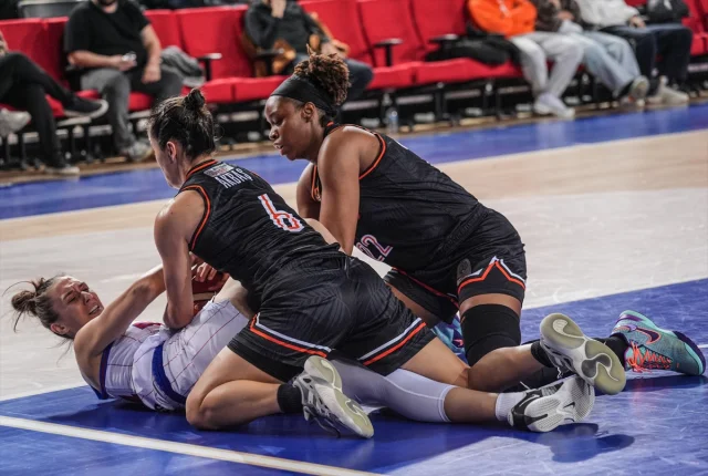 Halkbank Kadınlar Basketbol Türkiye Kupası'nda Nefes Kesen Çeyrek Final