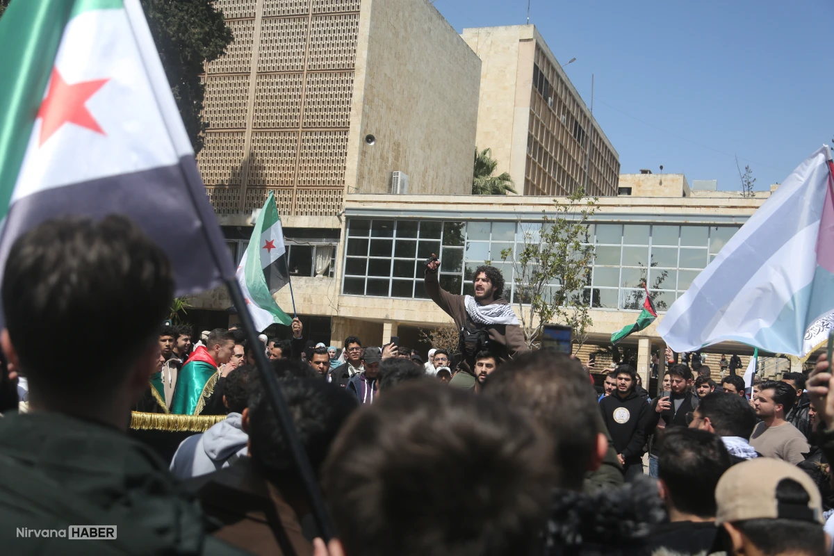 Şam’da İsrail’in idam yasasına tepki: Filistinliler için sokaklara çıktılar