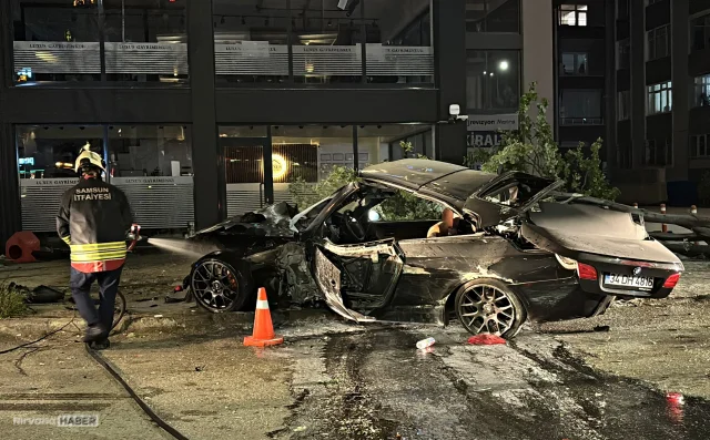 Samsun'da ağaca çarpan otomobilin sürücüsü yaralandı