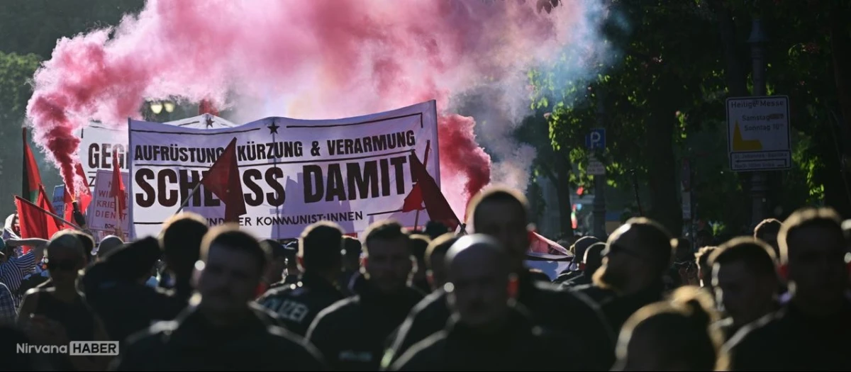 Berlin'deki 1 Mayıs gösterisine polis müdahale etti