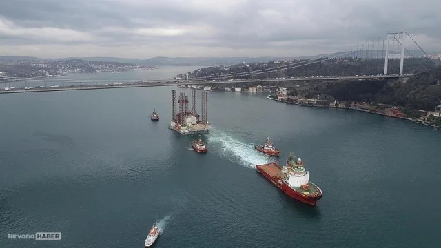 Petrolün küresel rotası tehlikede: Stratejik boğazlarda kriz mi başlıyor?