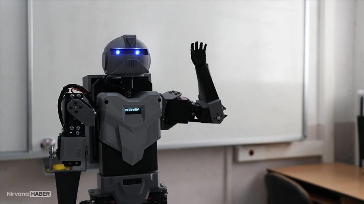 Bilim kurgu gerçek oldu! Çin'in insansı robot kararı şaşırttı