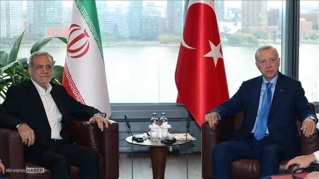 Pezeşkiyan'dan Erdoğan'a Türkçe mesaj: "Aziz kardeşim..."