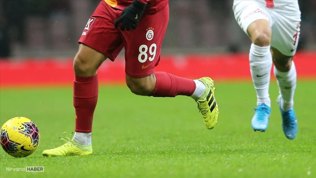Nefesler tutuldu Galatasaray kazanırsa şampiyonluk meşalesi yanacak