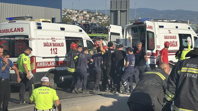 Kocaeli'de Zincirleme Kazada Tır Faciası