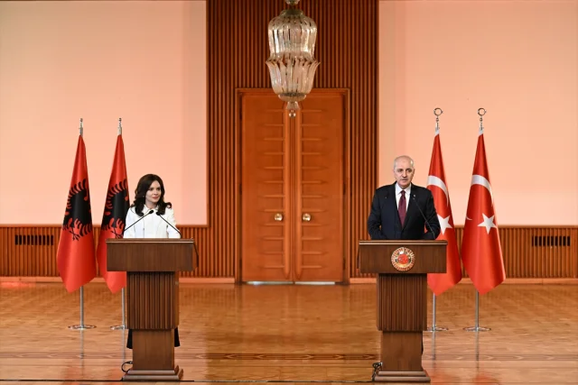 TBMM Başkanı Kurtulmuş'un Arnavutluk Ziyaretinde Önemli Mesajlar