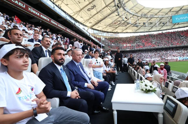 Cumhurbaşkanı Erdoğan Türkiye'nin Geleceğine Dair Umut Verici Mesajlar Paylaştı