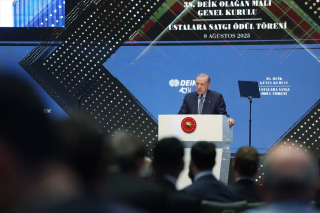 Cumhurbaşkanı Erdoğan DEİK Genel Kurulu'nda Ekonomik Büyüme...